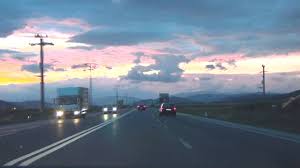 De asemenea, trece prin 5 de gari fara a se opri. De La Bucuresti Pe AutostradÄƒ La Ploiesti Si Brasov Youtube