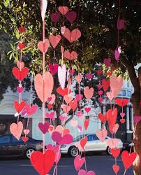 In that way you will surprise your love and make her/him feel loved and important to you. Outdoor Decorating Ideas With Hearts For This Valentines Day Amazing Diy Interior Home Design