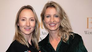 Comme audrey lamy, devenez célèbre en ajoutant votre nom de famille dans l'annuaire audrey.fr. Audrey Lamy Est Enceinte De Son Deuxieme Enfant Photo Magicmaman Com
