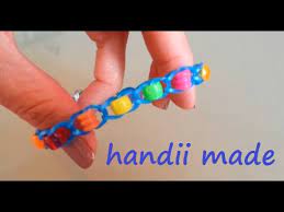 Dieser artikel hier zeigt dir verschiedene techniken, wie du mit deinen fingern und. Loom Bands Armband Perlen Uber Finger Stifte Anleitung Deutsch Ohne Loom Youtube