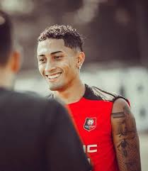 Quem Raphinha Idade Altura E Quantos Gols Tem Atacante Da Sele O Brasileira  Na Copa Dosexiezpix Web Porn