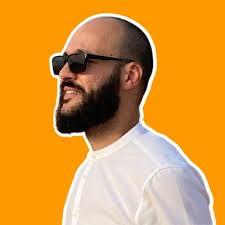 Como eu comentei há pouco, os problemas dele existem em quase todos os  filmes do MCU, enquanto as qualidades são únicas dele, portanto sim, dá pra  dizer com tranquilidade que é um