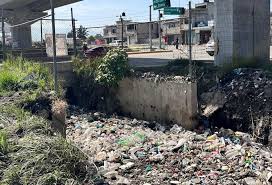 Convierten cuerpos de agua del Valle de Toluca en depósitos abiertos de  residuos - Capital Estado de México
