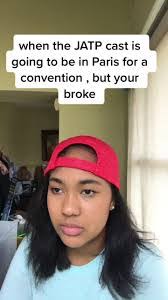 Leandra Patterson's Instagram, Twitter & Facebook