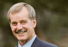 Edith Draper's Instagram, Twitter & Facebook