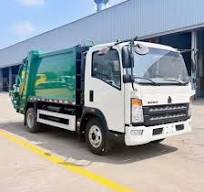 Heavy-Duty HOWO 6m3 Garbage Compactor Truck for Efficient Waste Management