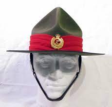 Modern New Zealand Army Dress Hat In Traditional Lemon Squeezer Style A Variation Of The Montana Peak Military Badges Army Dress Uniform Military Cap