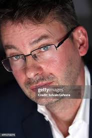 30 La Vie Est Belge Photos & High Res Pictures