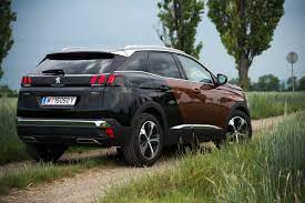 The new suv peugeot 3008 gt line captivates at first sight. Der Peugeot 3008 Gt Line Thp 165 Eat6 Im Test Autofilou