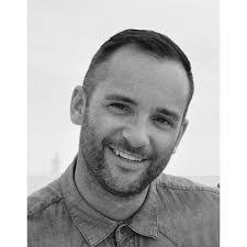 Keith Arnott's Instagram, Twitter & Facebook