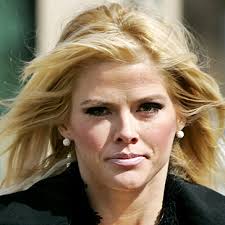 Larry Birkhead recounts Anna Nicole Smith's excessive drug use at trial for  Howard K. Stern, doctors