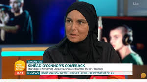 Sinéad o'connor is an original, for sure, and comparisons are therefore more fun than necessary, but, frankly,. Sinead O Connor Uber Prince Er Versuchte Mich Zu Schlagen Stern De