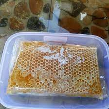 Ia tidak pernah hinggap kecuali ditempat baik, tidak pernah mengambil kecuali yang baik dan tidak. Jual Madu Sarang Lebah Asli Murni 100 Madu Hitam Asli Shopee Indonesia