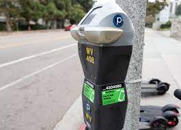 Find free street parking in los angeles, compare rates of parking meters and garages in downtown los angeles, including for overnight no need to stress when parking in los angeles! Pending Program Would Give Portion Of Parking Revenue Back To Westwood Village Daily Bruin