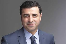 Selahattin demirtaş haberi sayfasında en son yaşanan selahattin demirtaş gelişmeleri ile birlikte geçmişten bugüne cnn türk'e eklenen selahattin demirtaş haber başlıkları yer almaktadır. Selahattin Demirtas We Are Not The Pkk S Political Wing Modern Diplomacy