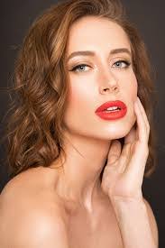 Sarah Wedge's Instagram, Twitter & Facebook