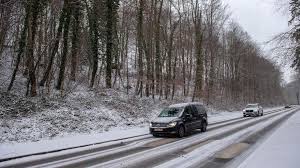 Il va probablement neiger demain. Meteo 2021 Debute Dans Le Froid Et Sous La Neige Par Endroits Le Soir