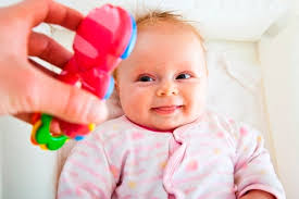 Resultado de imagem para bebês recém nascidos