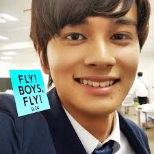 公式 flyboysfly on instagram 昼下がりのサービスショット おじさんに壁ドンさせてごめんね 若者スタッフに壁ドン古い言われておじさん意気消沈 何をドンしたらいいの この人ずるい顔するよね flyboysfly僕たちcaはじめました flyboysfly 北村匠海 男優 匠