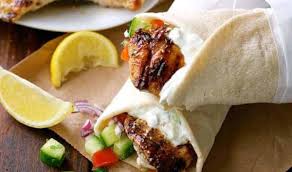 Recette Gyros Au Poulet Grec Avec Tzatziki Greek Chicken Easy Chicken Dinner Recipes Recipes