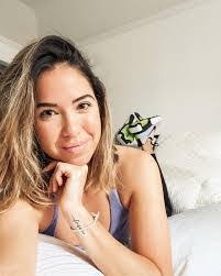 Amanda Caballero's Instagram, Twitter & Facebook