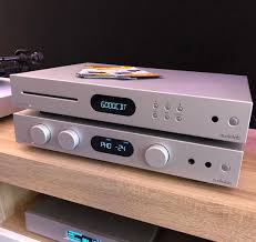 Lite Magazin Traditional Hifi Timeless Design Awesome Sound Audiolab 6000a And 6000cdt At Norddeutsche Hifi Tage 2019 Hifi Hifi Audio Integrated Amplifier