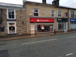 Santander bank is a full service bank with options for basic checking, savings and cds. Ramsbottom S Last Bank Branch To Shut As Santander Announces Closure Bury Times