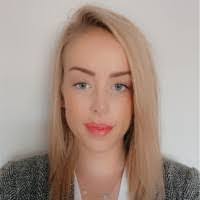 Marissa Hank's Instagram, Twitter & Facebook