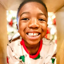 💫 For unto us a child was born 💫 Merry Christmas from The Wrights 🎄  Deacon ATE US UP in the first photo- hence why his photo was first 🐾🐾