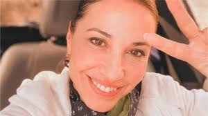 Michaela kuklová je herečka, ktorá sa narodila 08.04.1968 (vek 52 rokov) v prahe. Kuklova Dela Osvetu Rakovinu Nemusi Odhalit Ani Vysetreni Vnimejte Svoje Telo Sip