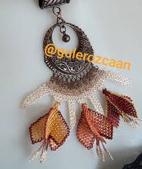 Hayirli Aksamlariniz Olsun Efenim Kolye Kolyemodelleri Igneoyasi Elisi Elemegigoznuru Zarif Modern Model Etsylove Boncuk Boncuklu Nakis Etsy