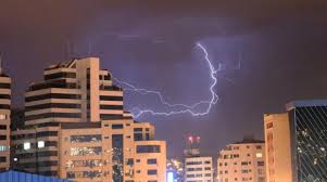 Pelisplus.me es un sitio ideal para ver películas y series online. Las Imagenes Que Deja La Tormenta Electrica En Cochabamba Los Tiempos