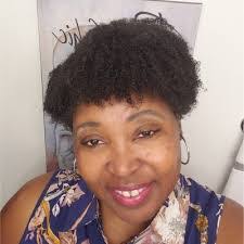 Daphne Felder's Instagram, Twitter & Facebook