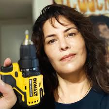 Thank Linda and Joe for making my hair look Super Model good. You did this  Mommy make over right!!!