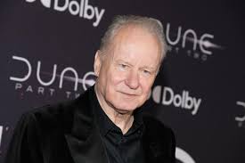 Hijo de Stellan Skarsgård Aislado por ser 