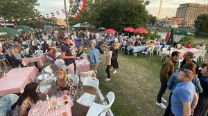 Restaurant ouvert depuis 10 ans. Comines Wervicq Sud Cet Ete Des Guinguettes Ephemeres Animeront Les Bords De La Lys