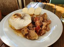 Contact direct pentru oferte de cazare la cele mici preţuri! Pensiunea Calimanel Guest House Reviews Vatra Dornei Romania Tripadvisor