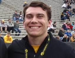 Hawkeyes land Samson Evans
