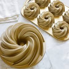 Today, i've gathered the 30 best ever bundt cake recipes in a convenient list that you can add to your recipe box. Nordic Ware Mini Heritage Bundt Cake Pan Williams Sonoma
