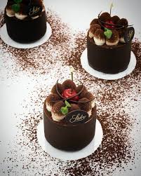 These desserts have been served in many restaurants and homes around the world. Pin By Cornel Prins On My Love For Cakes Gourmet Desserts Fancy Desserts Mini Cakes