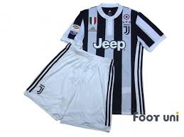 The official juventus website with the latest news, full information on teams, matches, the allianz stadium and the club. Juventus 2017 2018 Home Authentic Shirt And Shorts Set 10 Dybala Online Store From Footuni Japan