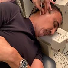 Leading TMJ expert Dr. Sid Solomon, “talking the talk and walking the  walk.” Dr. Solomon tries and tests all treatments that he suggests for his  TMJ patients so he can feel what they feel. ...