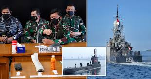 Indonesian authorities has found debris in the area where a missing navy submarine was last reported to be located. Ufvncxaoom3h6m
