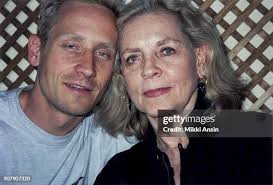 Sam Robards and mother Lauren Bacall take a tea break at Mariage... News  Photo