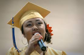 Hull High School graduates told to keep their dignity