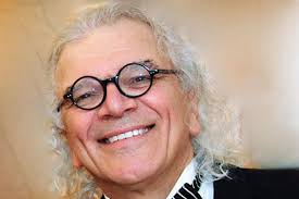 Alex Pires's Instagram, Twitter & Facebook