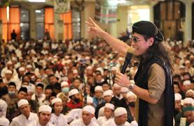Apakah orang berselawat di tempat seperti itu kelab malam tidak boleh. Penjelasan Gus Miftah Soal Video Ceramahnya Yang Dikaitkan Dengan Kasus Ayus Nissa Sabyan Jpnn Com