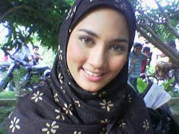 Rumi&jawi tonton lara aishah episod 1 episod 2 episod 3 ep. Biodata Fasha Sandha Pelakon Drama Lara Aishah