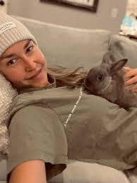 House-sitting services available in Yellowknife June 12-21