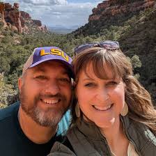 What are the late evening Christmas Eve church services or Christmas Day  services in or around Columbus, NE?